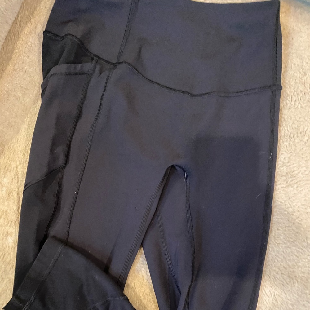 Lulu lemon All The Right Paces Crop. 23”